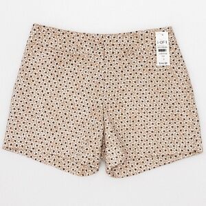 Share  Ann Taylor LOFT Tan White & Black Daisy Floral Shorts – Size 4, New with